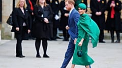 Harry és Meghan utolsó hivatalos programján vesz részt a királyi család kötelékében