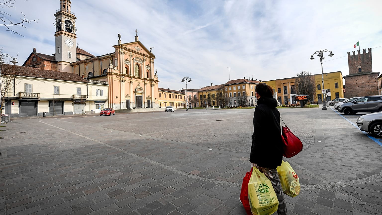 Ganzes Land zur Sperrzone erklärt: Hamsterkäufe in Italien