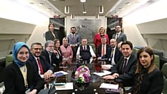 O πρόεδρος της Τουρκίας κατά την επιστροφή του από τις Βρυξέλλες