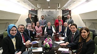 O πρόεδρος της Τουρκίας κατά την επιστροφή του από τις Βρυξέλλες