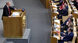 Putin vor der Duma