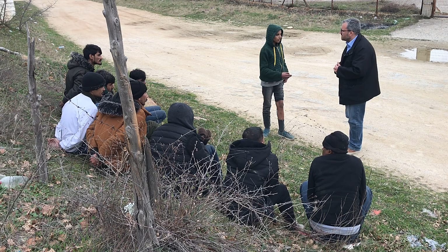 Αποκλειστικό: Συλλήψεις μεταναστών στον Έβρο στην κάμερα του euronews