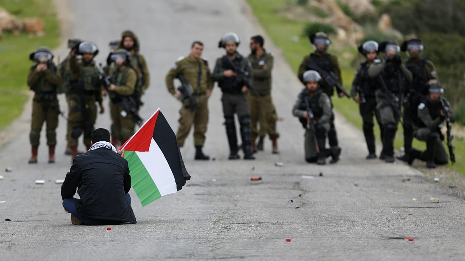 یک نوجوان فلسطینی به ضرب گلوله سربازان اسرائیلی جان باخت