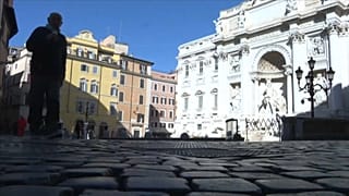 Rome, ville déserte : les Italiens qui veulent en partir ont besoin d'autorisations