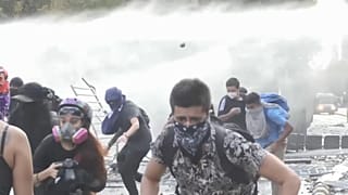 Tensa conmemoración del 30º aniversario de la Democracia en Chile