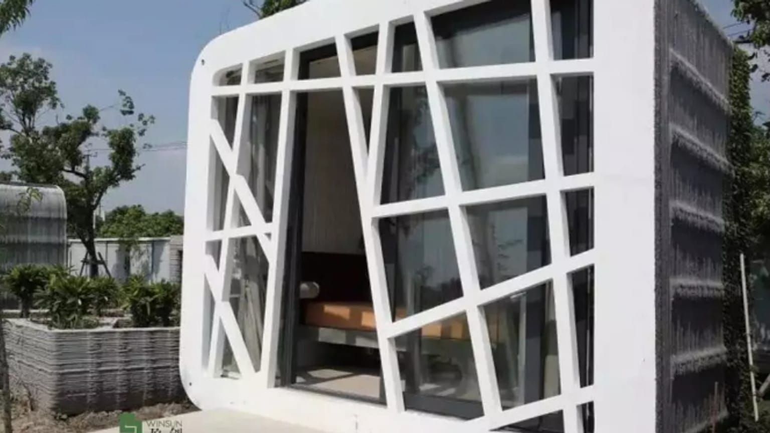 People are isolating from coronavirus in tiny homes built in two hours
