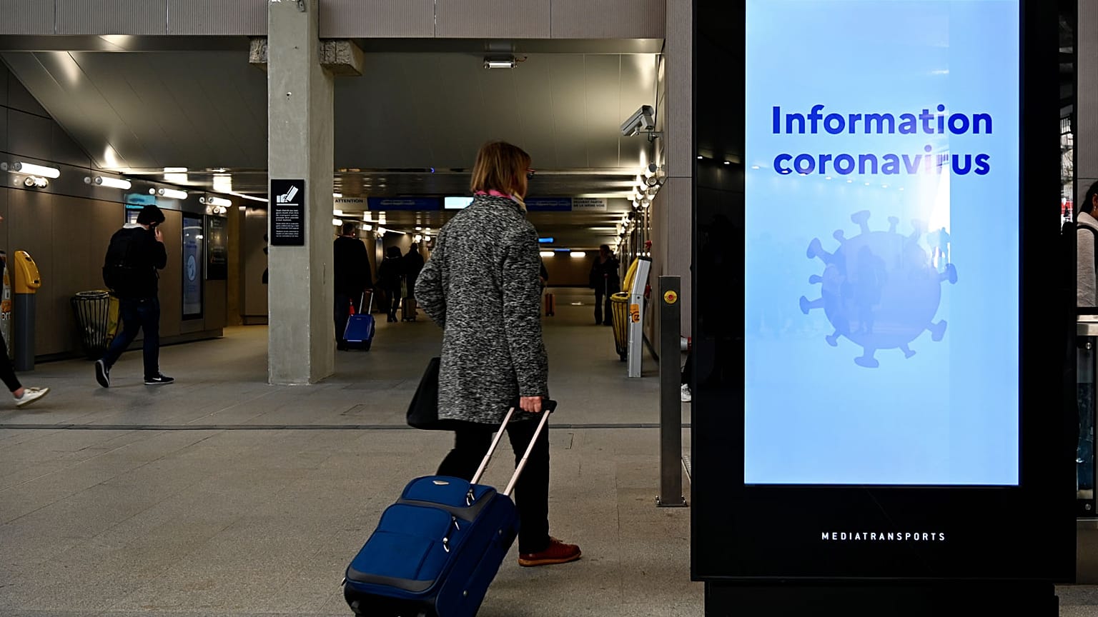 Message d'information sur le coronavirus dans la gare de Rennes, le 13 mars 2020.