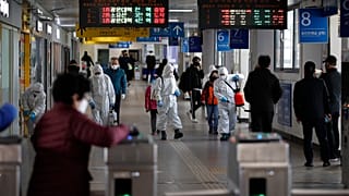 Güney Kore'de ilk defa iyileşen sayısı yeni koronavirüs vakası sayısını geçti