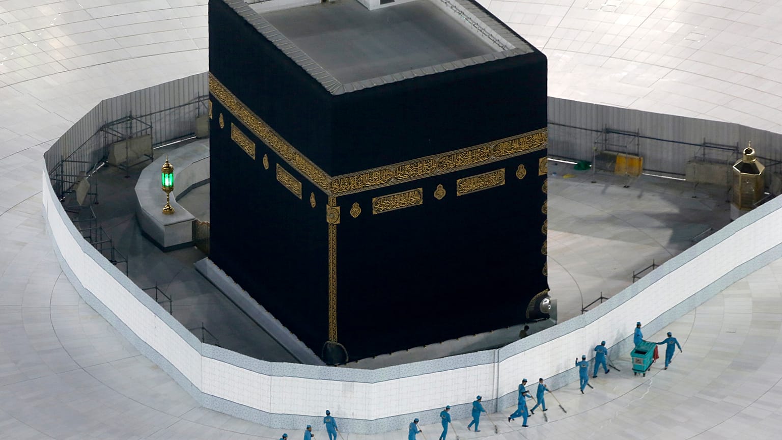 Suudi Arabistan Ulema Konseyi'nden Müslümanlara teravihleri evde kılma tavsiyesi