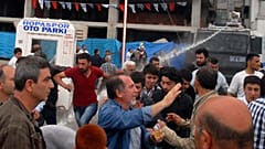 Metin Lokumcu ve diğer eylemciler