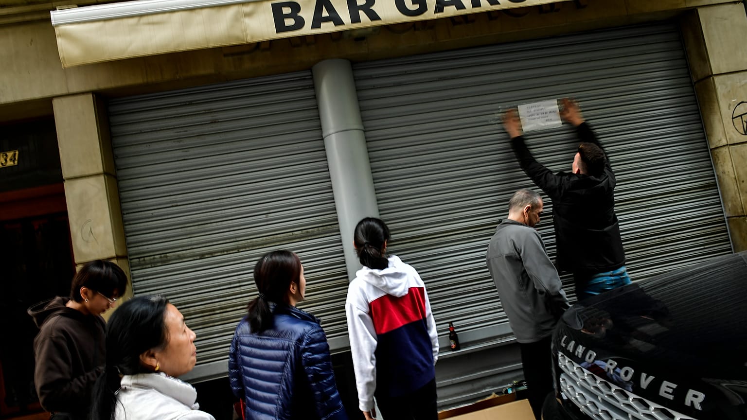 El País Vasco decreta la emergencia sanitaria y Cataluña ordena la cuarentena en cuatro localidades