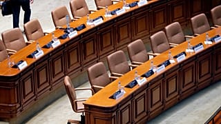 A román parlament üres padsorai