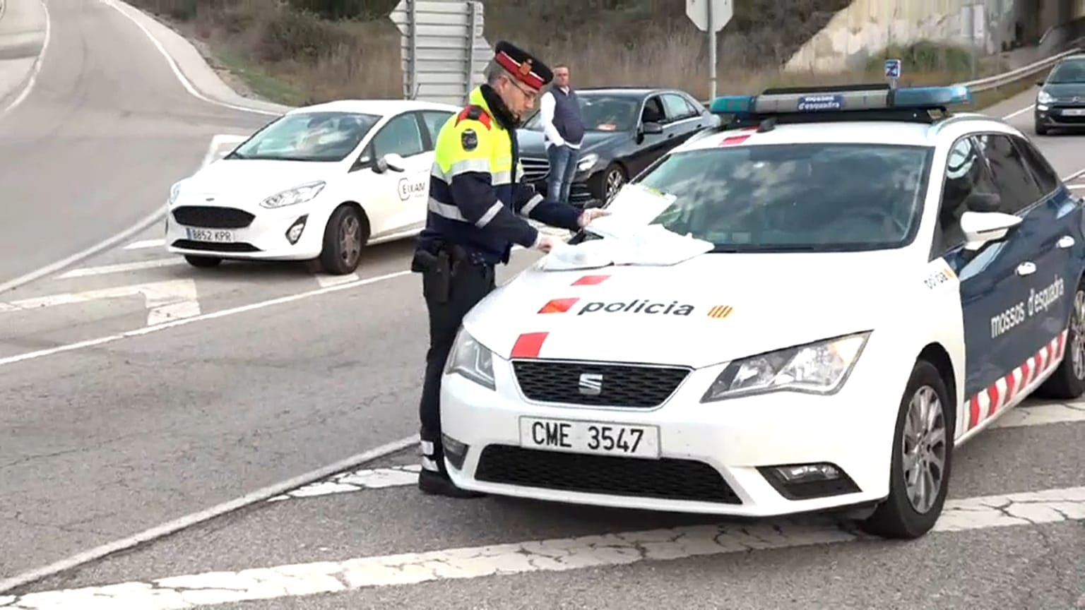 España: Cataluña confinada, estado de alarma en el País Vasco y fronteras con Marruecos cerradas 