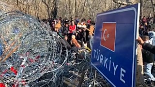 Kelepcében a menekülők a török-görög határon