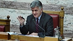 O Φίλιππος Πετσάλνικος