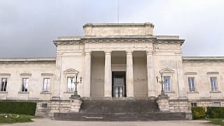 Le procès du chirurgien accusé de pédophilie a débuté en France