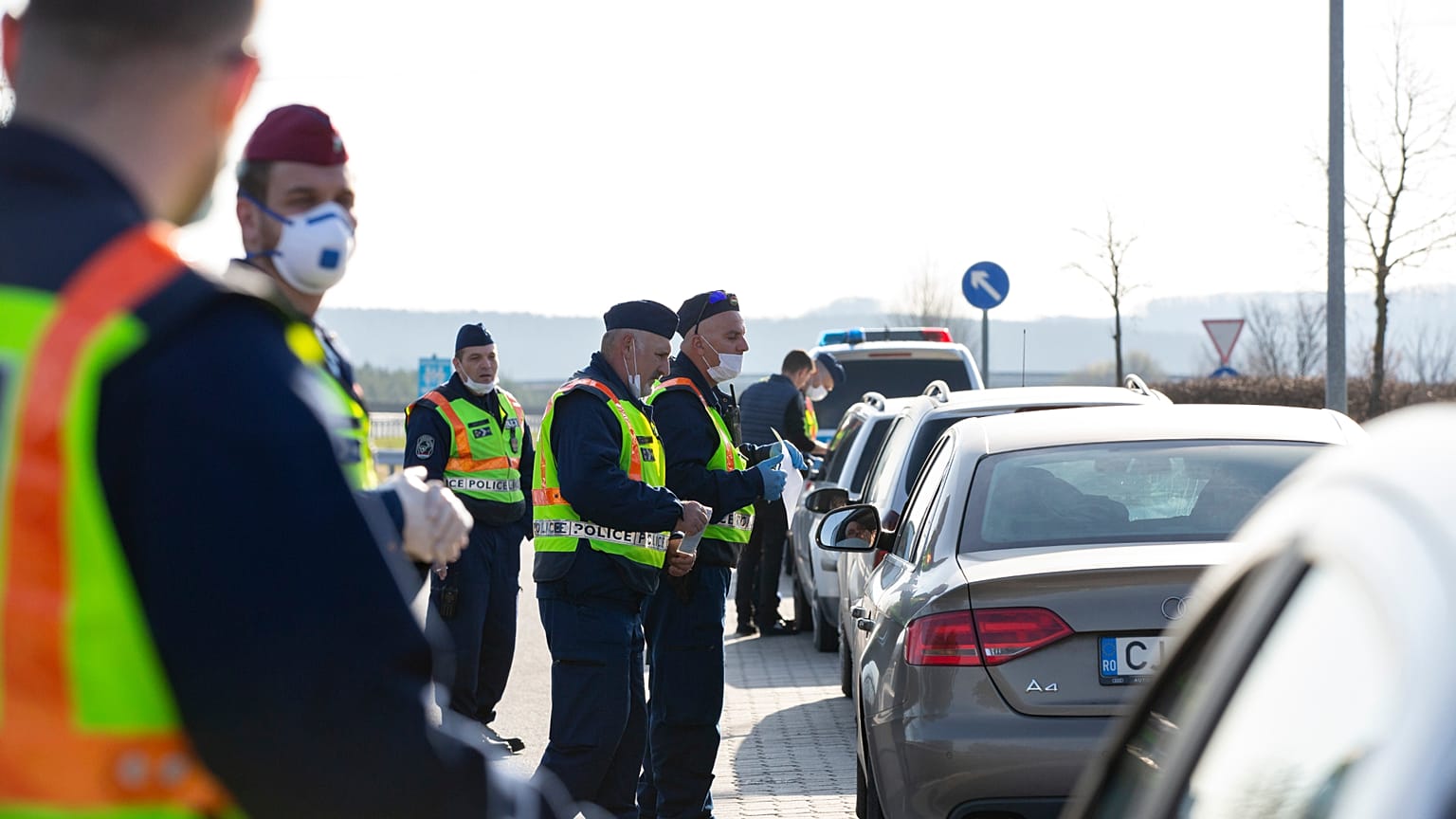 Koronavírus: továbbra sem zárják be az iskolákat Magyarországon