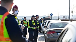 Koronavírus: továbbra sem zárják be az iskolákat Magyarországon