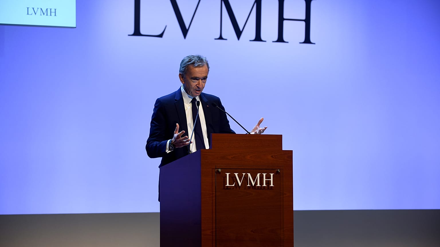 LVMH Grubu Tepe Yöneticisi Bernard Arnault