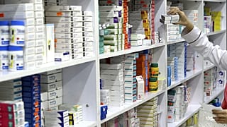 مبتلایان به ویروس کرونا چه داروهایی را نباید مصرف کنند؟