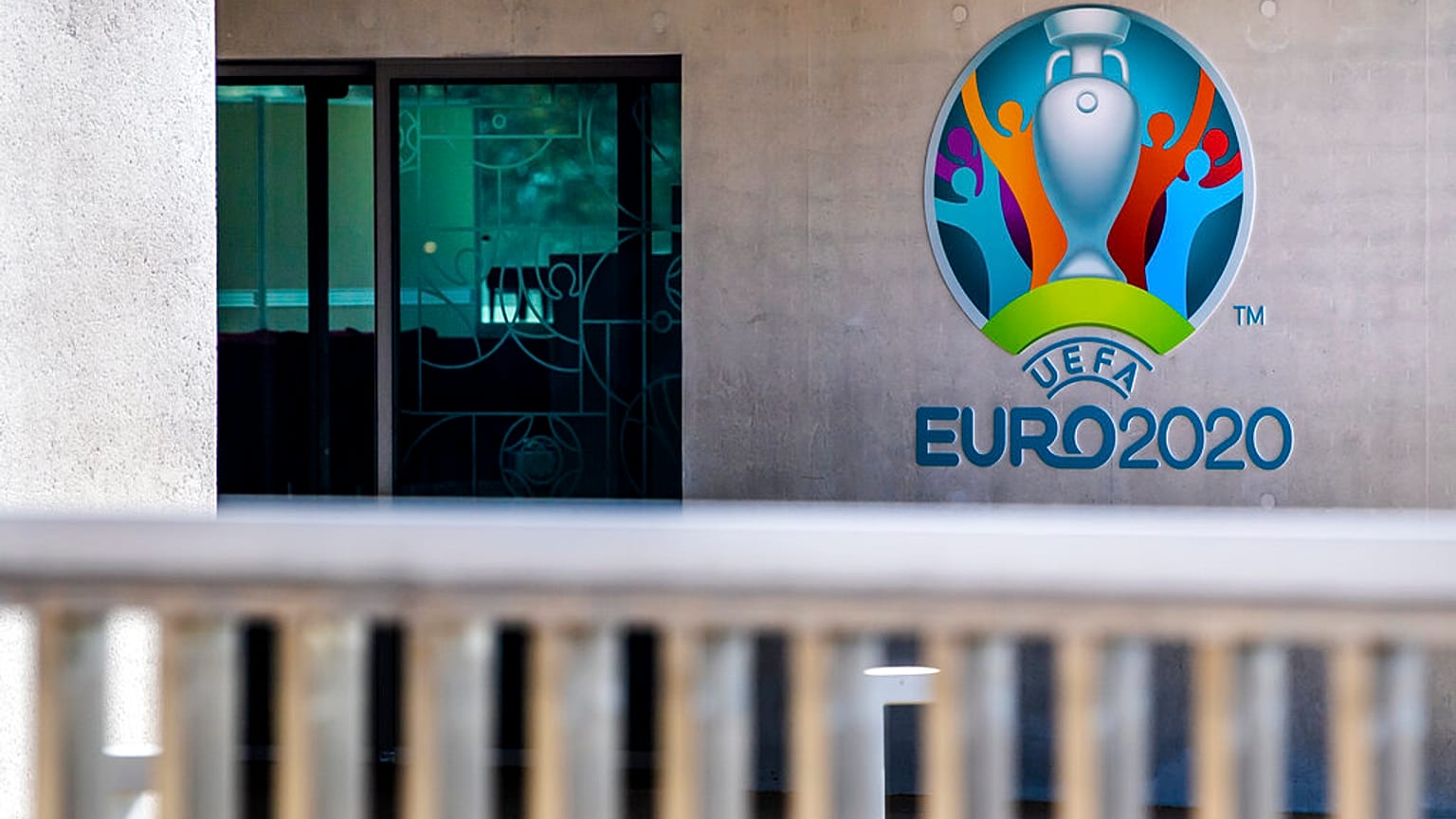 UEFA: Αναβάλλεται το EURO 2020 λόγω COVID-19