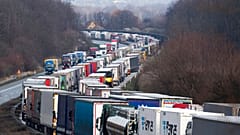 50 kilométeres a dugó a lengyel-litván határon a koronavírus miatt