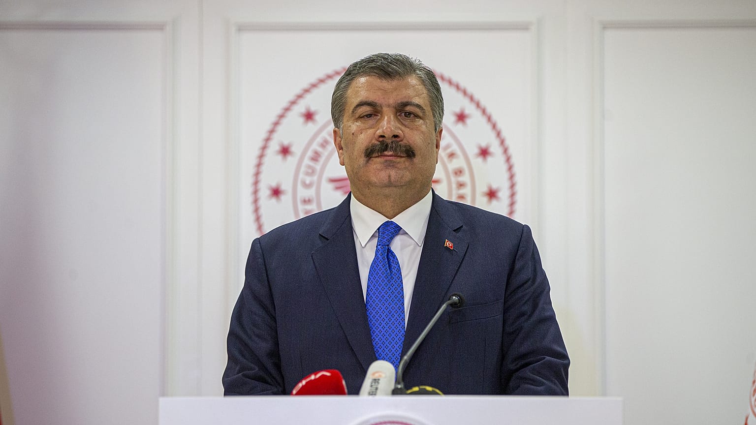 Sağlık Bakanı Fahrettin Koca, düzenlediği basın toplantısında açıklamalarda bulundu