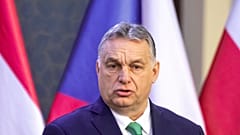 Orbán: felfüggesztik a hiteltartozásokat év végéig