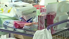 EIne Intensiv-Station mit Materialien zur Bekämpfung des Coronavirus