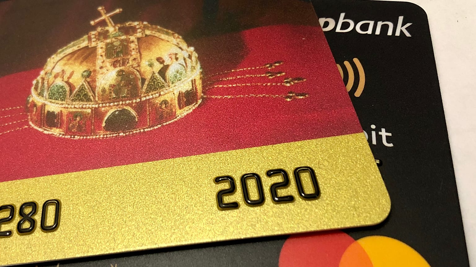 A bankok tartják a törlesztési moratóriumot és az új hitelezés rendjét