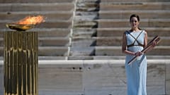 Das Olympische Feuer brennt