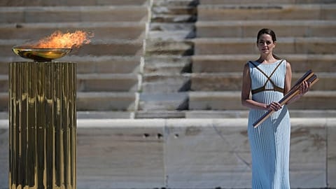 Das Olympische Feuer brennt