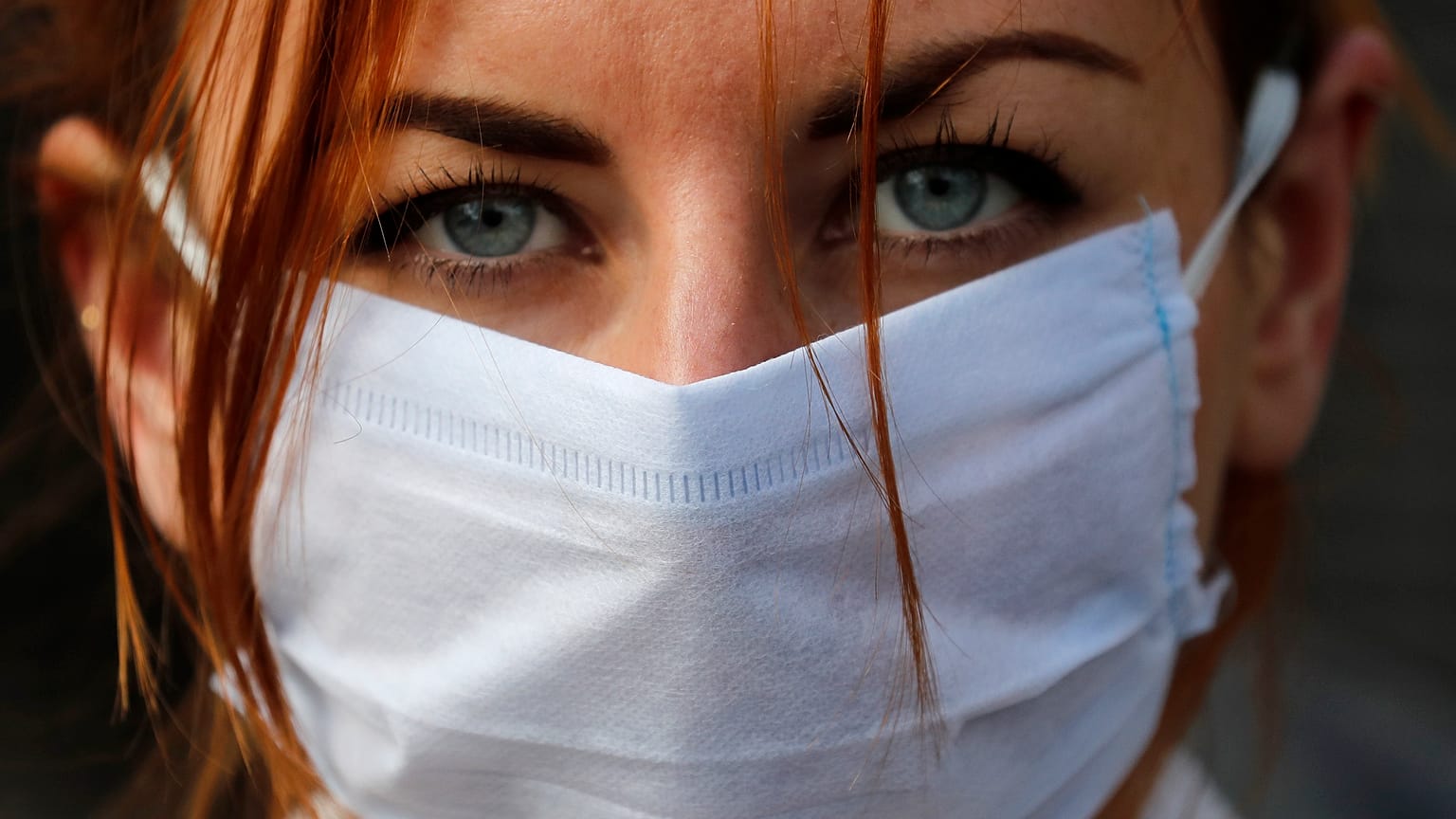 Mundo proteje-se da pandemia e tenta cortar cadeias de transmissão