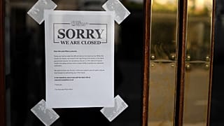 "Last order!" Britische Pubs wegen Covid-19 geschlossen