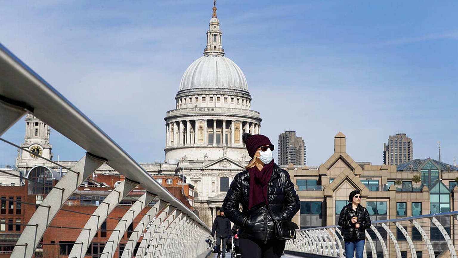 Virus Outbreak Britain