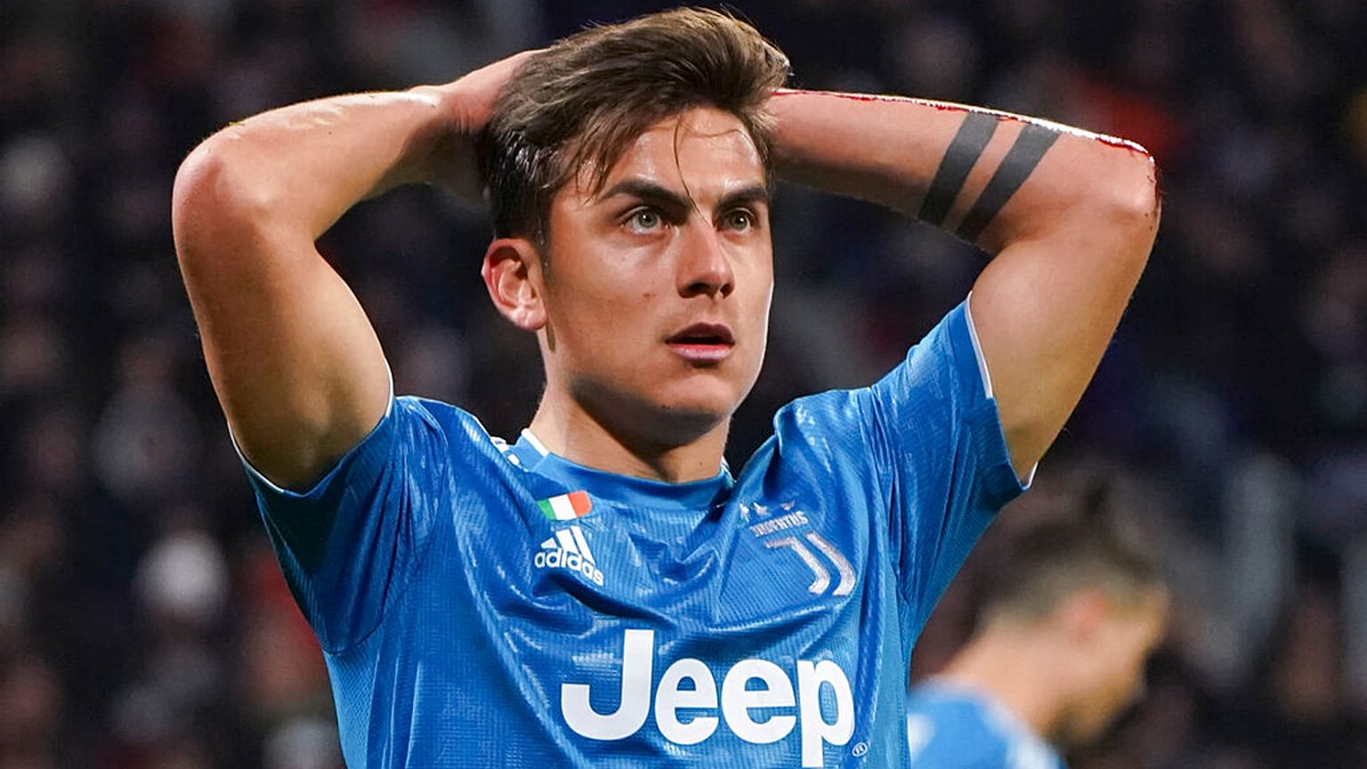 Juventuslu golcü oyuncu Paulo Dybala