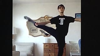 Dancers determined to continue practice in confinement