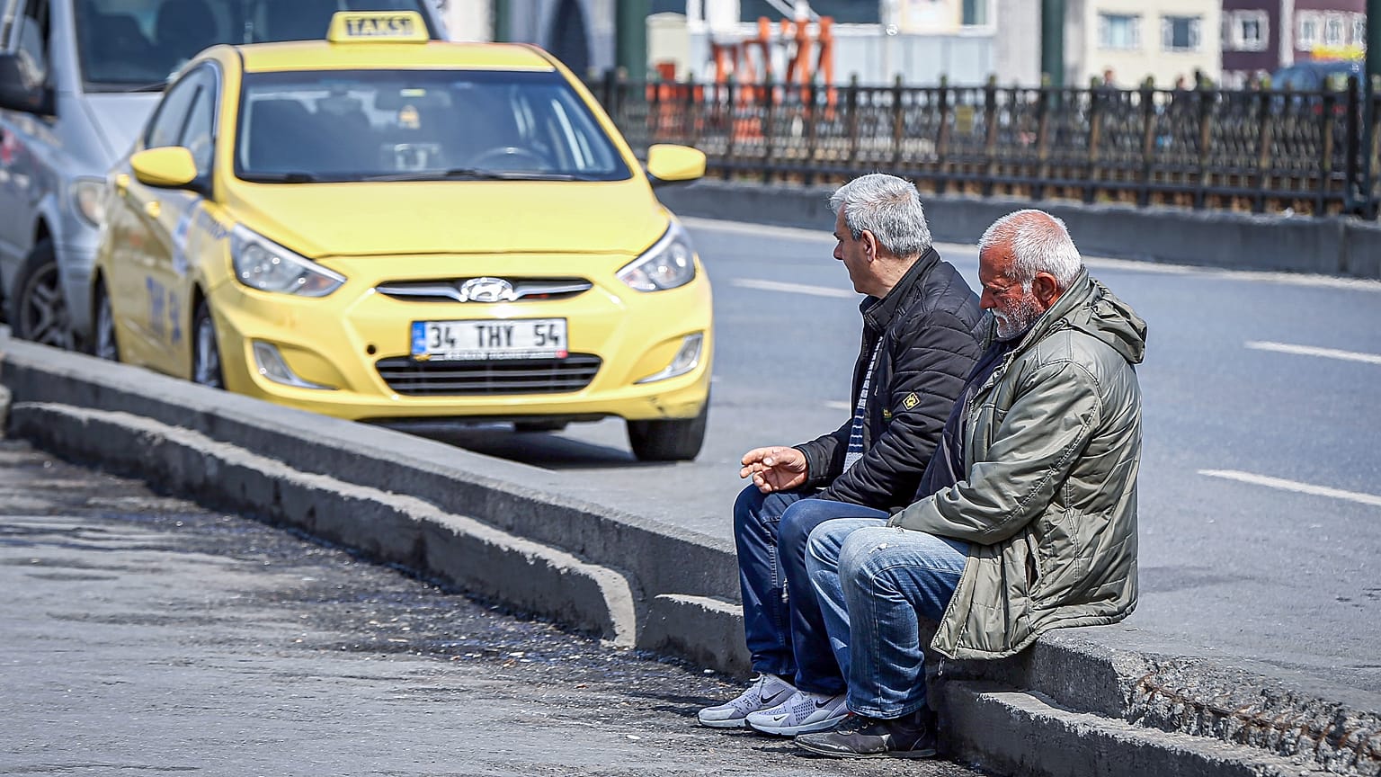 Yeni tip koronavirüs (Kovid-19) tedbirleri sokağa çıkma yasağı