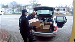 Coronavirus : en Pologne, de l'alcool de contrebande utilisé pour désinfecter