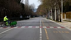 Пустынные улицы Тираны (Албания)