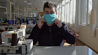 Βουλγαρία: Αγώνας δρόμου για μάσκες