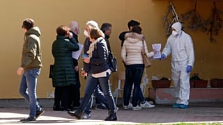 Studio a Vò Euganeo, Crisanti: "Gli asintomatici trasmettono il coronavirus"