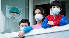 "Pandemia está a acelerar", alerta OMS