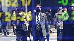 Биржи: осторожный оптимизм 