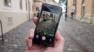 Yaşlı vatandaşı videoya çekerek sosyal medyada paylaşan kişiye ev hapsi ve huzurevi ziyareti cezası