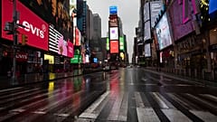 Times Square, en plein New York, comme on ne l'avait jamais vu, le 23 mars 2020
