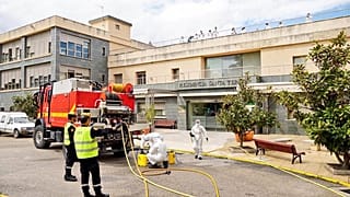 Bei Einsätzen in Pflegeheimen haben Soldaten zahlreiche Menschen tot aufgefunden.