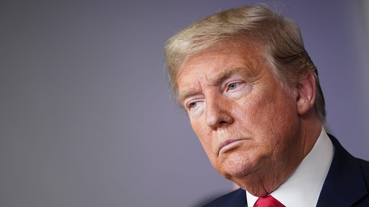 Donald Trump durante una rueda de prensa de información sobre el coronavirus
