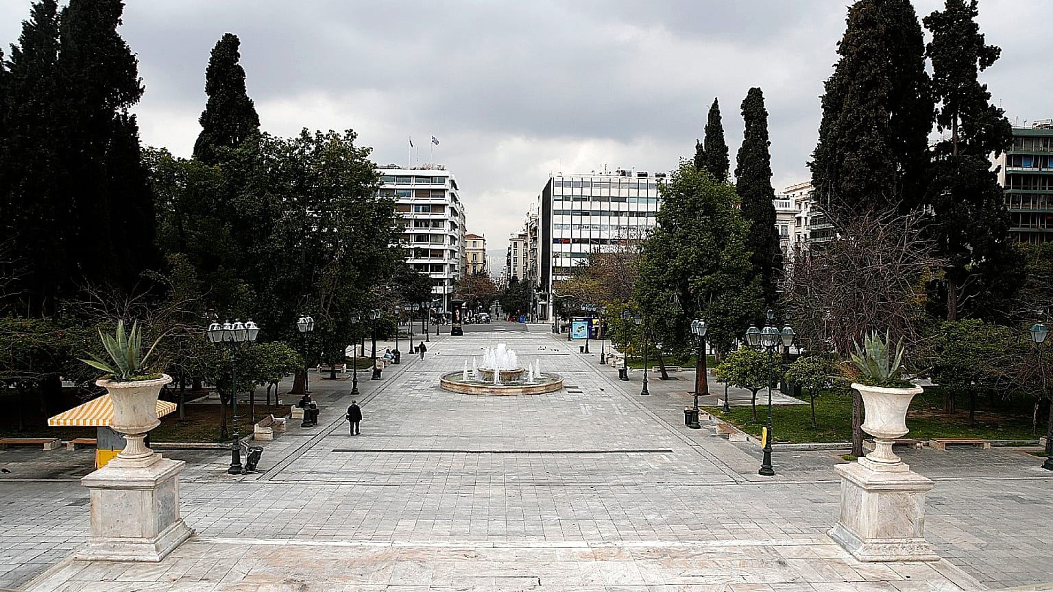 Ανοικτό το ενδεχόμενο κλεισίματος και των λαϊκών αγορών αφήνει ο υφυπουργός Ανάπτυξης