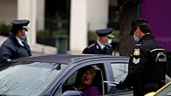Πώς εξελίσσεται η απαγόρευση μετακινήσεων σε Ελλάδα και Κύπρο - Πόσες παραβάσεις βεβαιώθηκαν